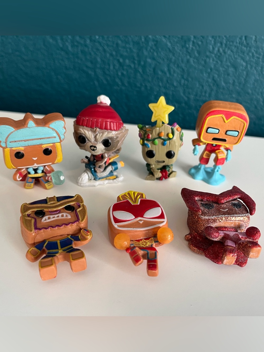 Funko Pop! Gingerbread Iron Man Thor Deadpool Thanos Christmas Baby Groot Rocket